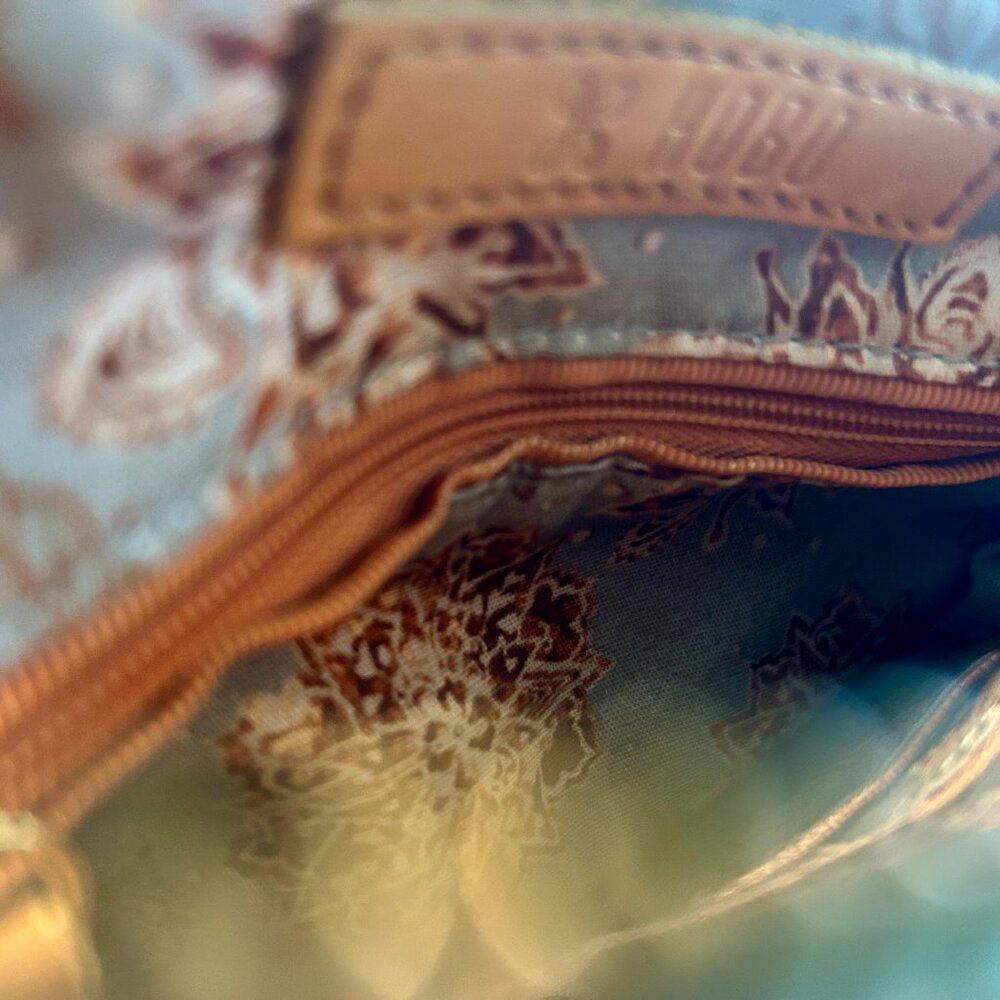 HOBO Amble Leather Crossbody Bag - Picture 9 of 11